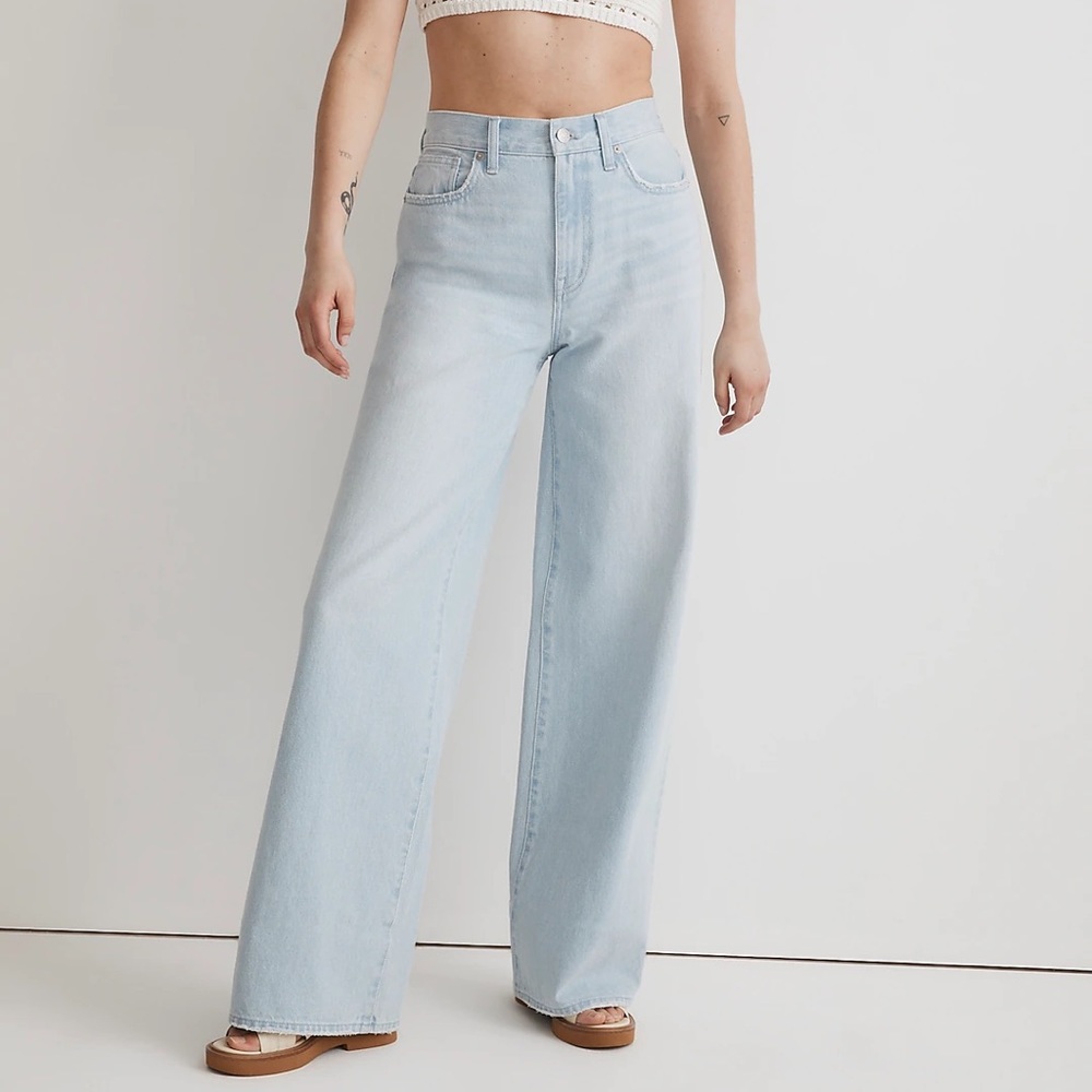 NWT Madewell Superwide-Leg High Rise Light Wash Jeans sz 29, runs small